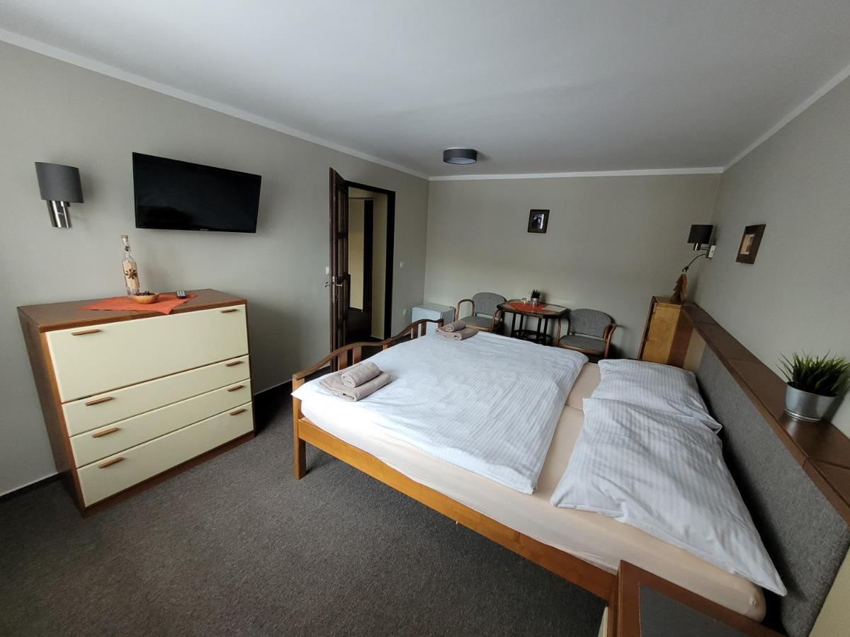 Hotel Stary Mlyn Jeseník Extérieur photo