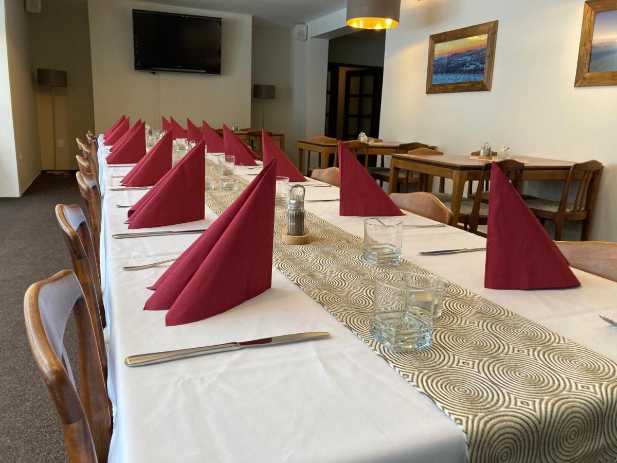Hotel Stary Mlyn Jeseník Extérieur photo